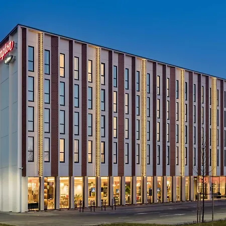 Hotel Hampton By Hilton Riga Airport 3*